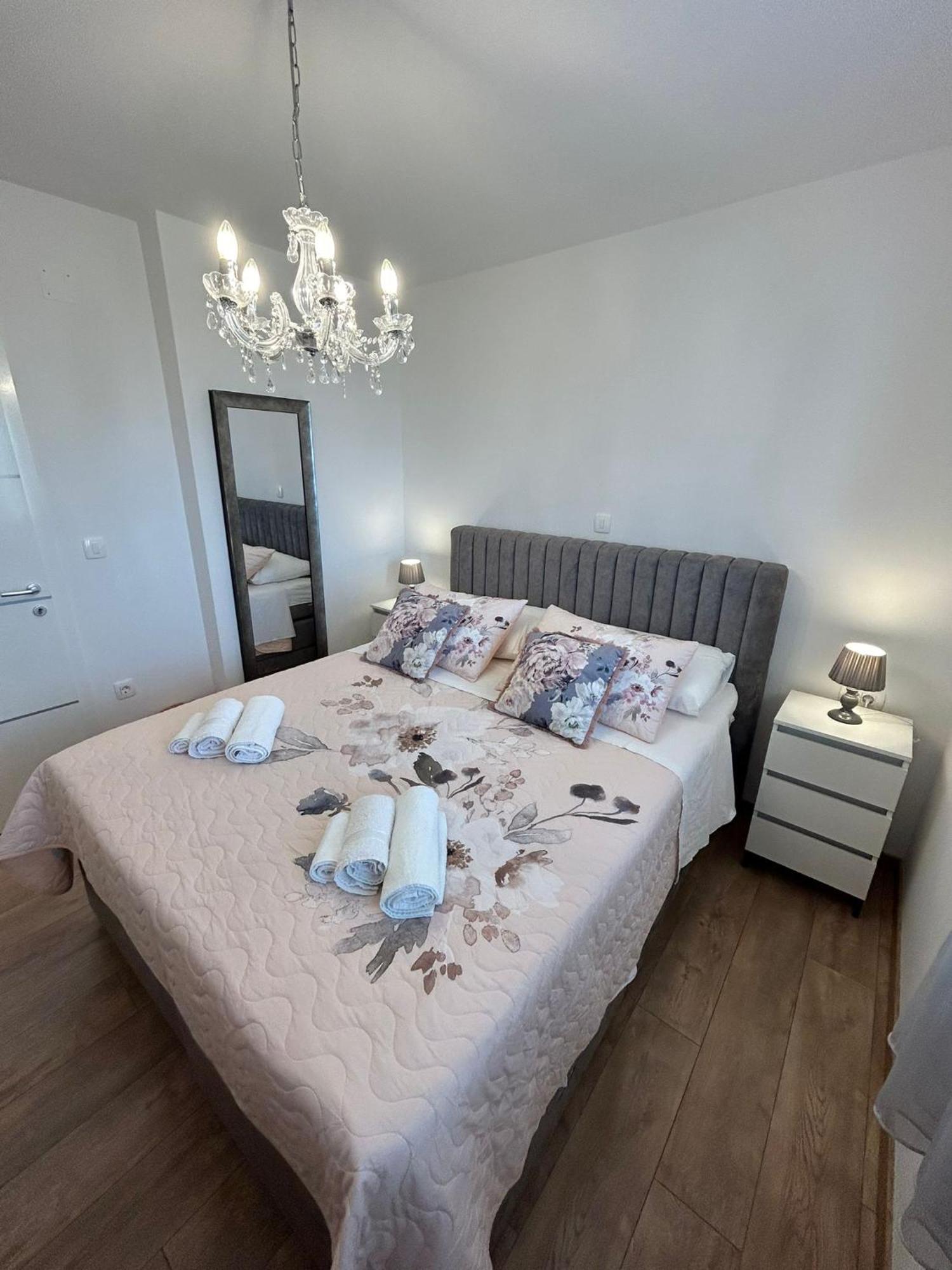דונג'י סגט Apartments Vini מראה חיצוני תמונה