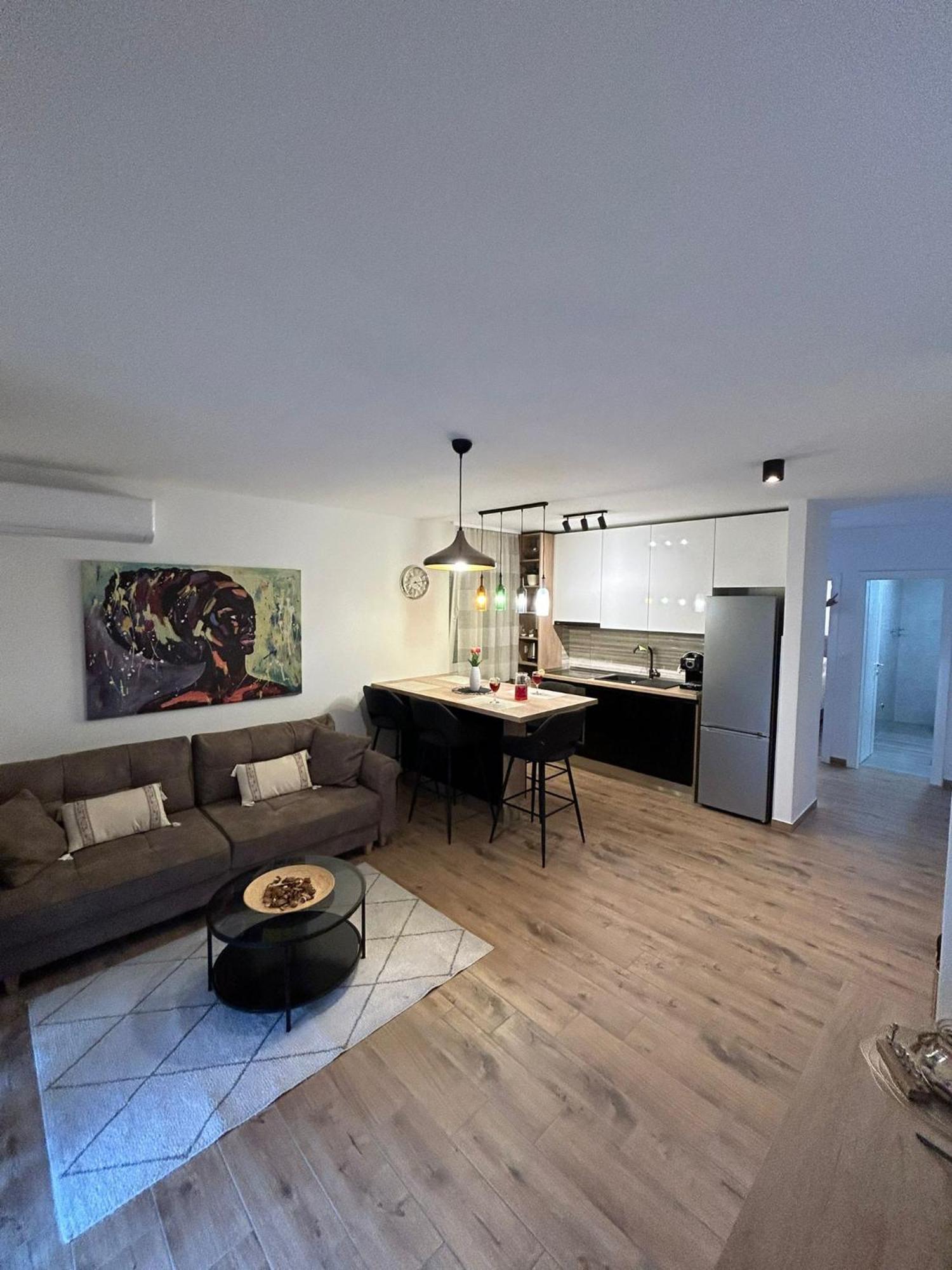 דונג'י סגט Apartments Vini מראה חיצוני תמונה
